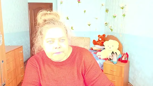 Audrey Aura online show from 10.04.25