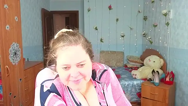 Audrey Aura online show from 10.13.25