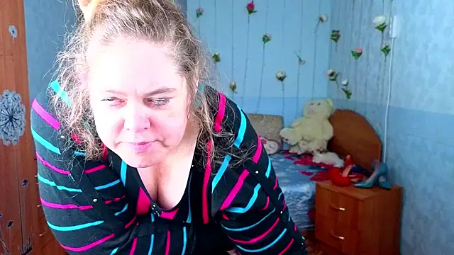 Audrey Aura online show from 10.20.25