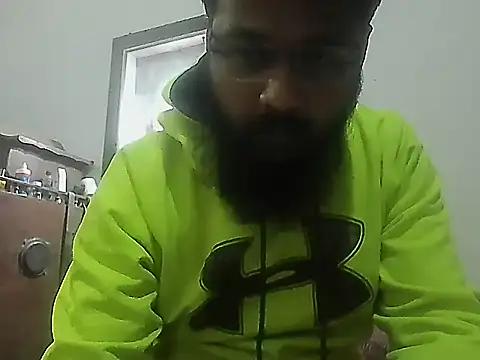 Snapshot of Dollseye chatting on 11.13.25 Dollseye online show from 11.13.25