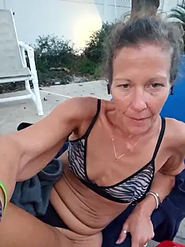 PhynneNicole online show from 11.26.25