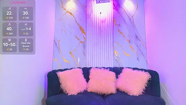 Snapshot of Mhiaa_Sweet chatting on 10.23.25 Mhiaa Sweet online show from 10.23.25