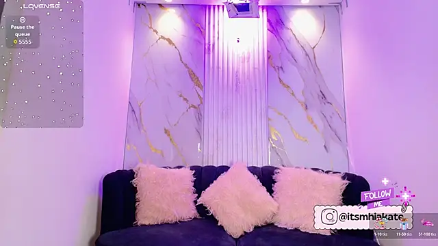 Snapshot of Mhiaa_Sweet chatting on 11.24.25 Mhiaa Sweet online show from 11.24.25