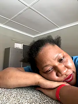 Snapshot of BootyCapitalZA chatting on 10.11.25 BootyCapitalZA online show from 10.11.25