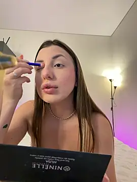 TiffaNoel online show from 10.28.25