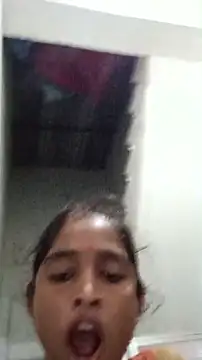 Snapshot of Guriya0076 chatting on 09.13.25 Guriya0076 online show from 09.13.25