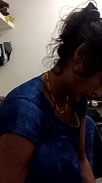 Snapshot of Guriya0076 chatting on 10.06.25 Guriya0076 online show from 10.06.25