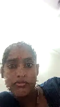 Snapshot of Guriya0076 chatting on 10.26.25 Guriya0076 online show from 10.26.25