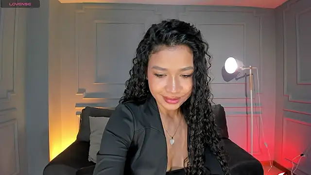 SophieHouston  online show from 11.14.25