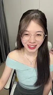 Qianqian-888 online show from 11.15.25