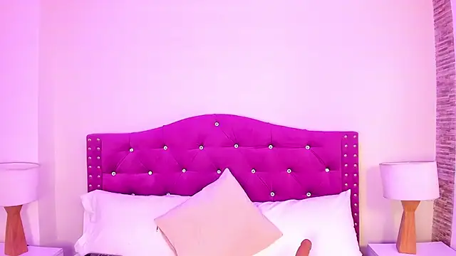 ximena vasquez8 online show from 10.13.25