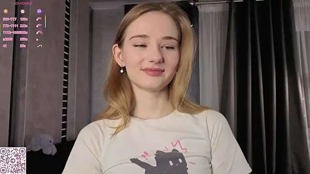 ElvinaRose online show from 11.06.25