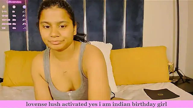 Snapshot of INDIANFLAME chatting on 10.17.25 INDIANFLAME online show from 10.17.25