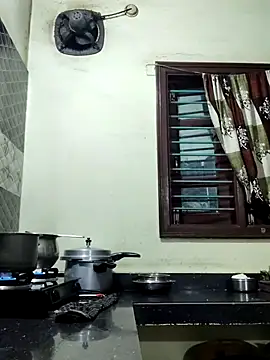 papukurty online show from 10.18.25