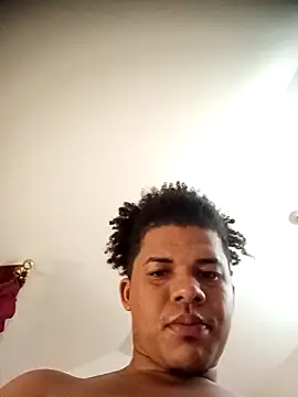 Snapshot of gabigool22 chatting on 12.05.25 gabigool22 online show from 12.05.25