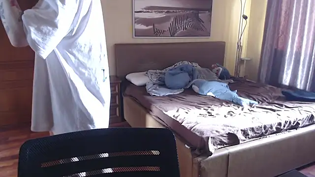 Snapshot of enchanting_chloe chatting on 11.16.25 enchanting chloe online show from 11.16.25