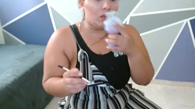 Yera carey online show from 11.23.25