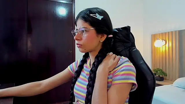 carlina 15 online show from 09.15.25