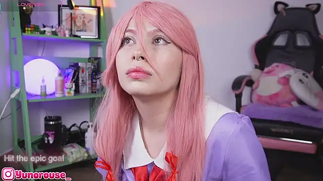 YunoRose  online show from 10.26.25