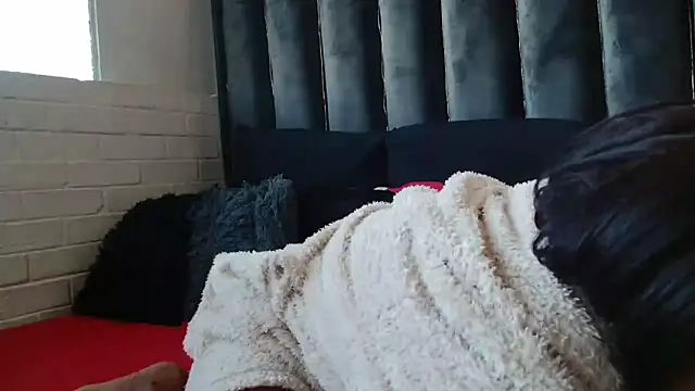 dark honeyx26 online show from 11.13.25