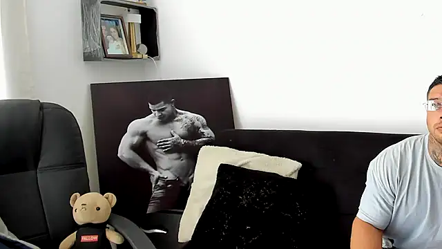 Marck Mathews online show from 09.24.25