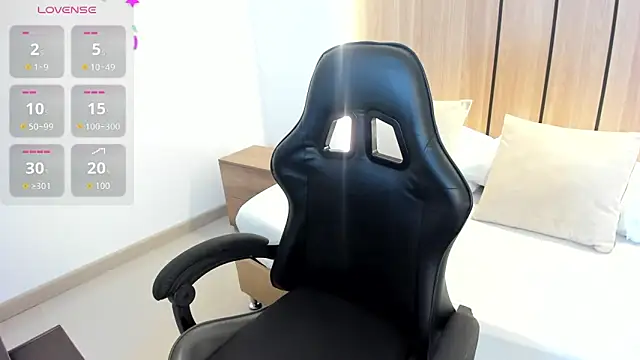 Snapshot of norah_777 chatting on 11.08.25 norah 777 online show from 11.08.25