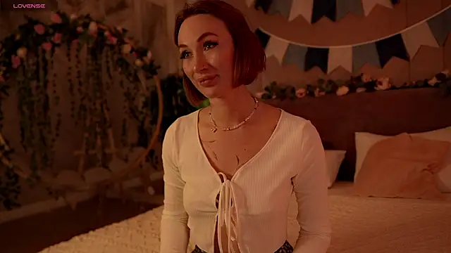 Serena Waldarf online show from 09.30.25