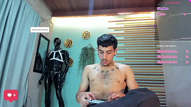 Snapshot of jharol_cardonaa chatting on 11.07.25 jharol cardonaa online show from 11.07.25