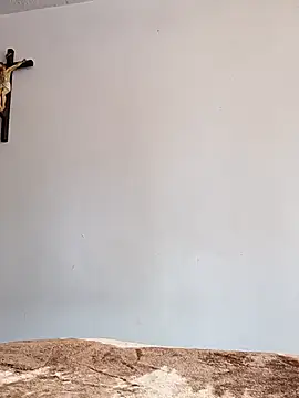 Snapshot of leon8013A chatting on 09.24.25 leon8013A online show from 09.24.25