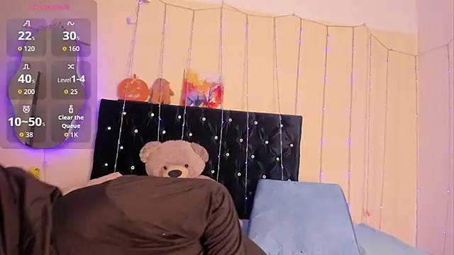 Dana-Alabi online show from 11.26.25