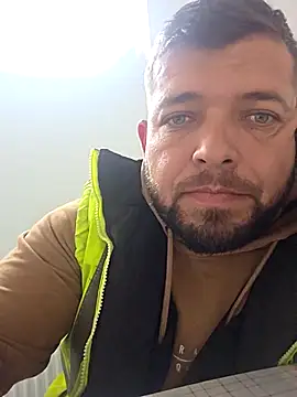 Snapshot of Clau1291 chatting on 10.15.25 Clau1291 online show from 10.15.25