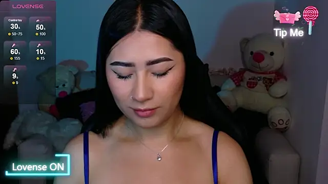 evelyn ch  online show from 12.02.25