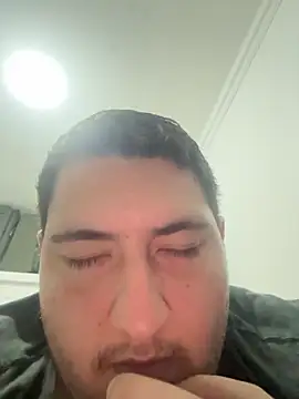 Snapshot of fanalistfinan chatting on 10.30.25 fanalistfinan online show from 10.30.25