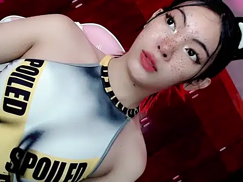 Snapshot of Miss_hornydolly chatting on 10.11.25 Miss hornydolly online show from 10.11.25