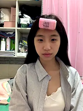 xiaotao-999 online show from 11.15.25