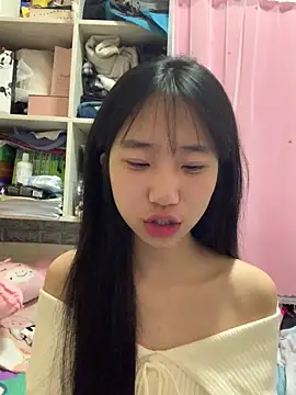 xiaotao-999 online show from 11.18.25