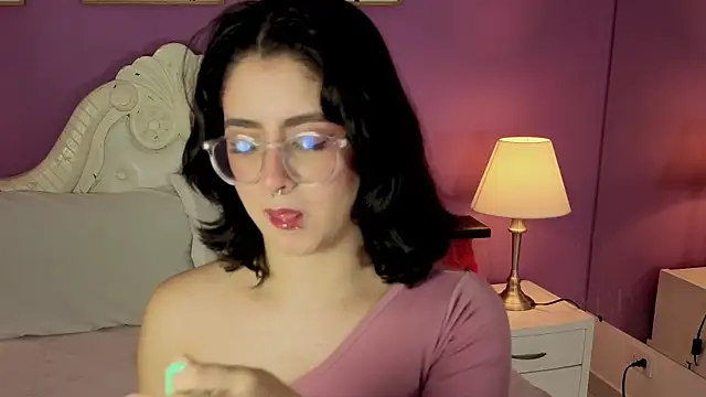 LiLLiAnderson online show from 11.10.25