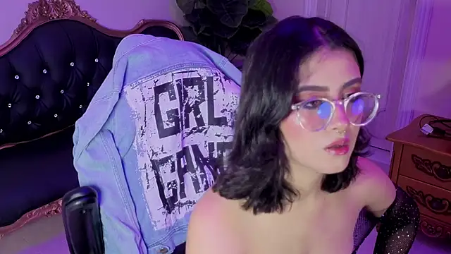 LiLLiAnderson online show from 11.20.25