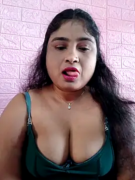 Snapshot of hornyriyanka chatting on 09.09.25 hornyriyanka online show from 09.09.25