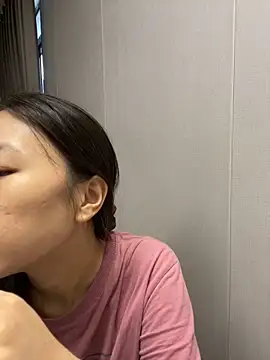 haiyan125216 online show from 10.18.25