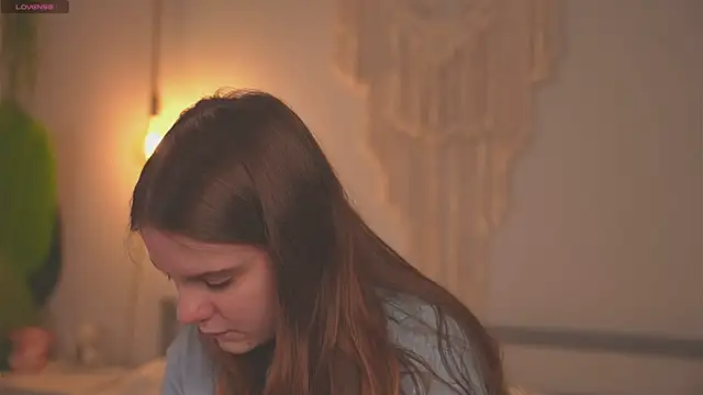 Snapshot of Lu__Lane chatting on 10.17.25 Lu Lane online show from 10.17.25