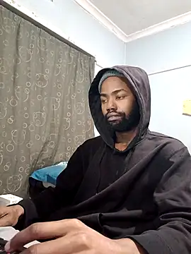 Snapshot of GhostYangempela chatting on 09.29.25 GhostYangempela online show from 09.29.25