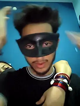 Snapshot of SassyWildCouple chatting on 09.11.25 SassyWildCouple online show from 09.11.25