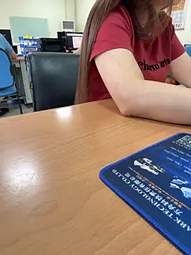 PhuongNhi21 online show from 10.13.25