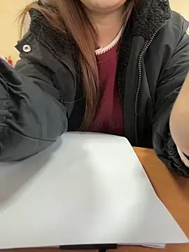 PhuongNhi21 online show from 11.26.25