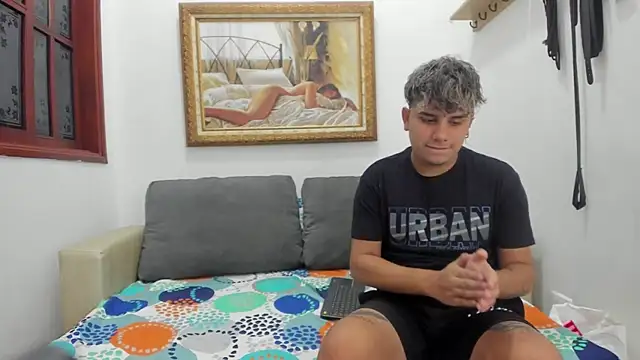 Snapshot of DavilANDkevin2 chatting on 09.27.25 DavilANDkevin2 online show from 09.27.25