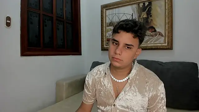 Snapshot of DavilANDkevin2 chatting on 12.05.25 DavilANDkevin2 online show from 12.05.25