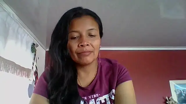 Snapshot of DianaOchoa_ chatting on 09.15.25 DianaOchoa online show from 09.15.25