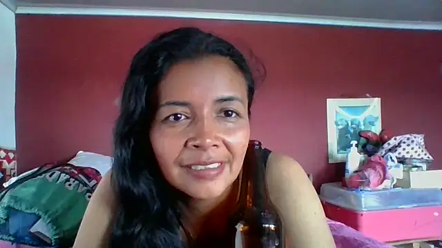 Snapshot of DianaOchoa_ chatting on 09.25.25 DianaOchoa online show from 09.25.25