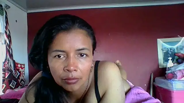 Snapshot of DianaOchoa_ chatting on 09.26.25 DianaOchoa online show from 09.26.25